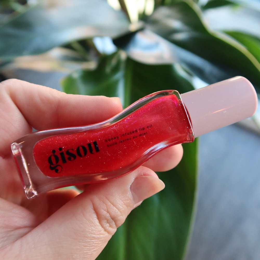 Gisou Cherry on the Cake- Honey Infused Hydrating Lip Oil